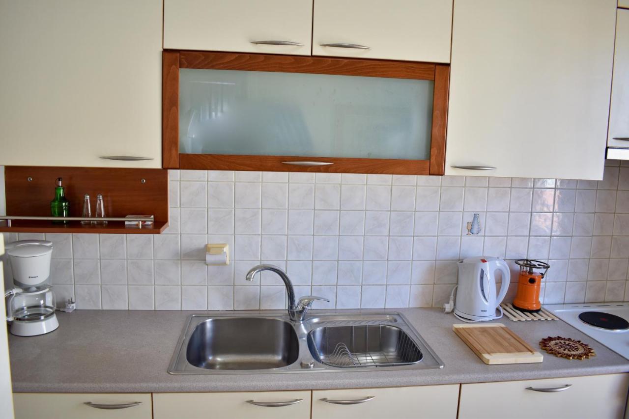 Peraía Alkyon Perea Apartments מראה חיצוני תמונה