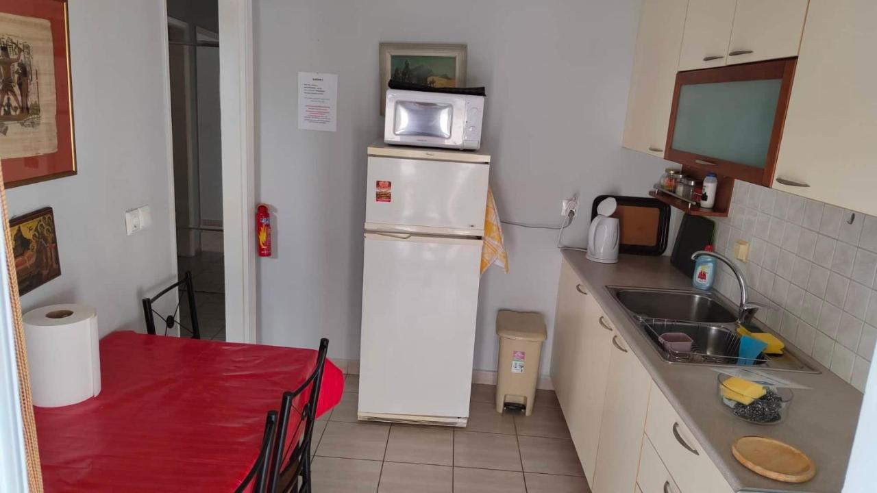 Peraía Alkyon Perea Apartments מראה חיצוני תמונה